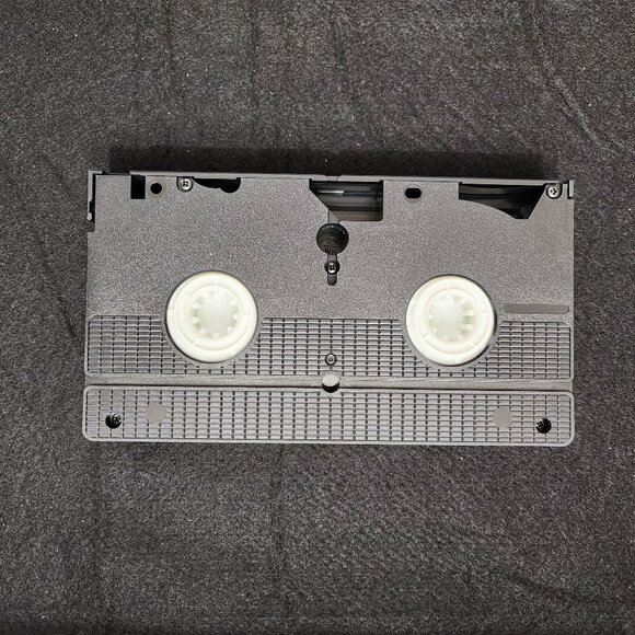 N64 Game Shark Pro  V 3.3 With original box and VHS Tape - Picture 7 of 13